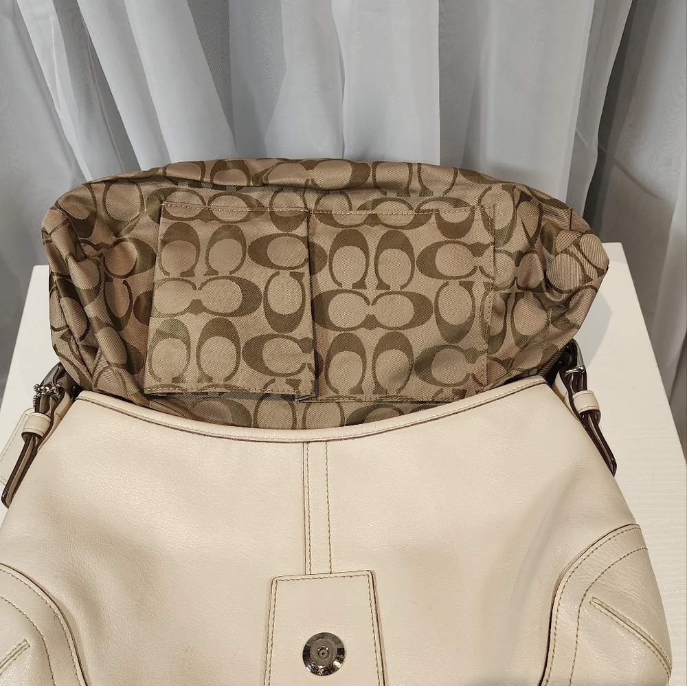 Vintage Coach Soho Flap - Picture 7 of 17